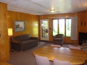 Condo 73 dining living rooom 